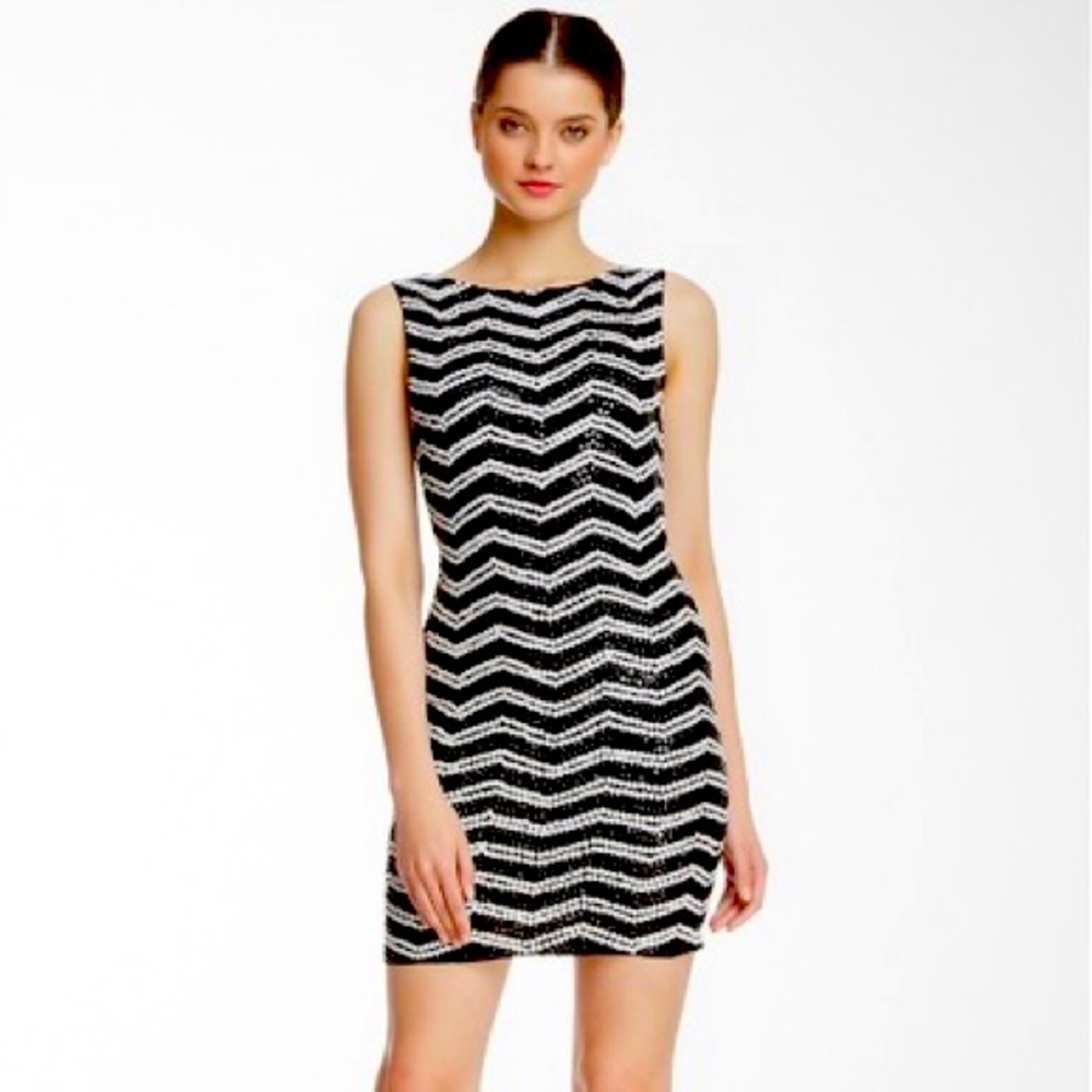 Alice + Olivia Chevron Striped Sumie Sequin Dress Size 0